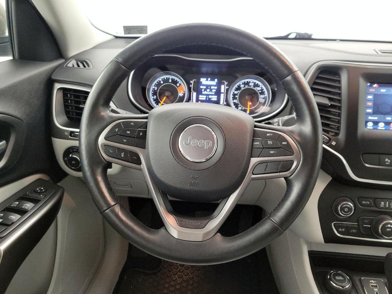 Jeep Cherokee Latitude Plus 4x4 2020