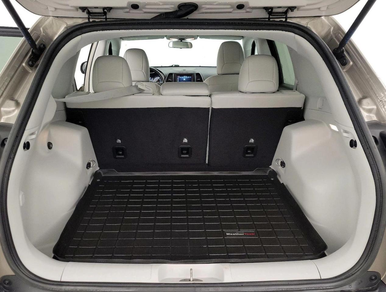 Jeep Cherokee Latitude Plus 4x4 2020
