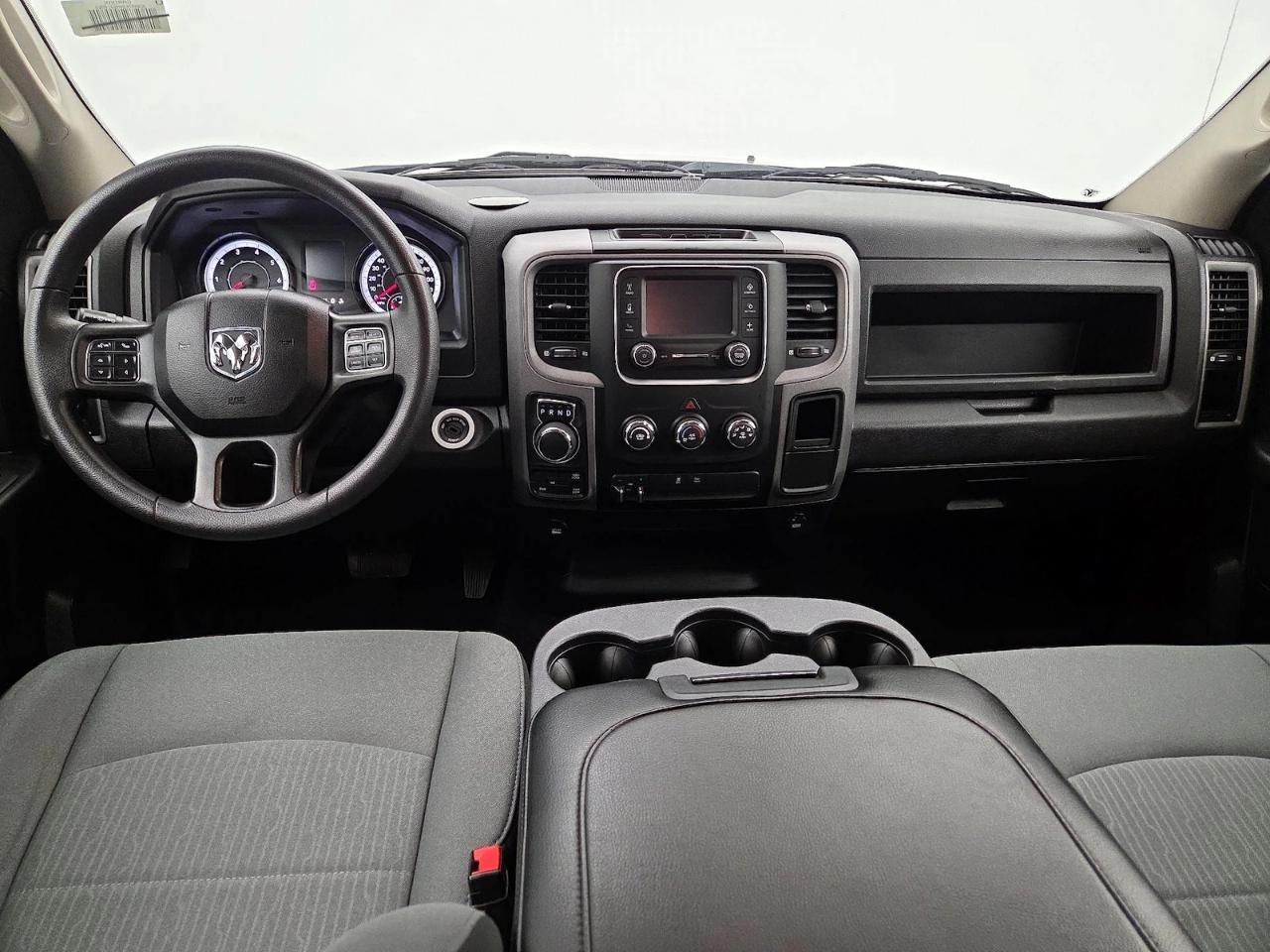 RAM 1500 Classic SLT 4x4 Crew Cab 5'7" Box 2023