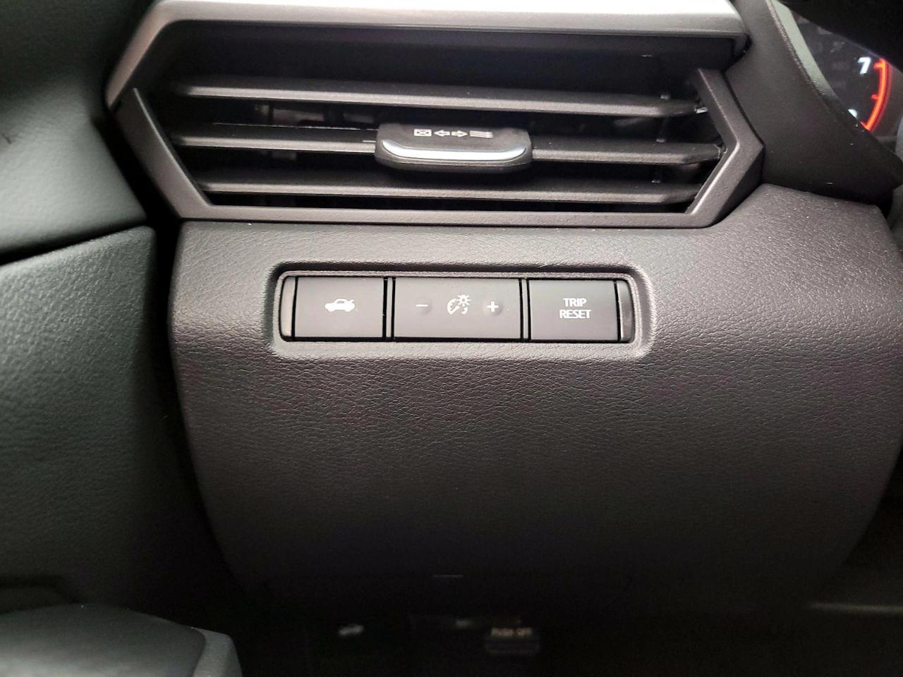 Nissan Altima SV FWD 2025