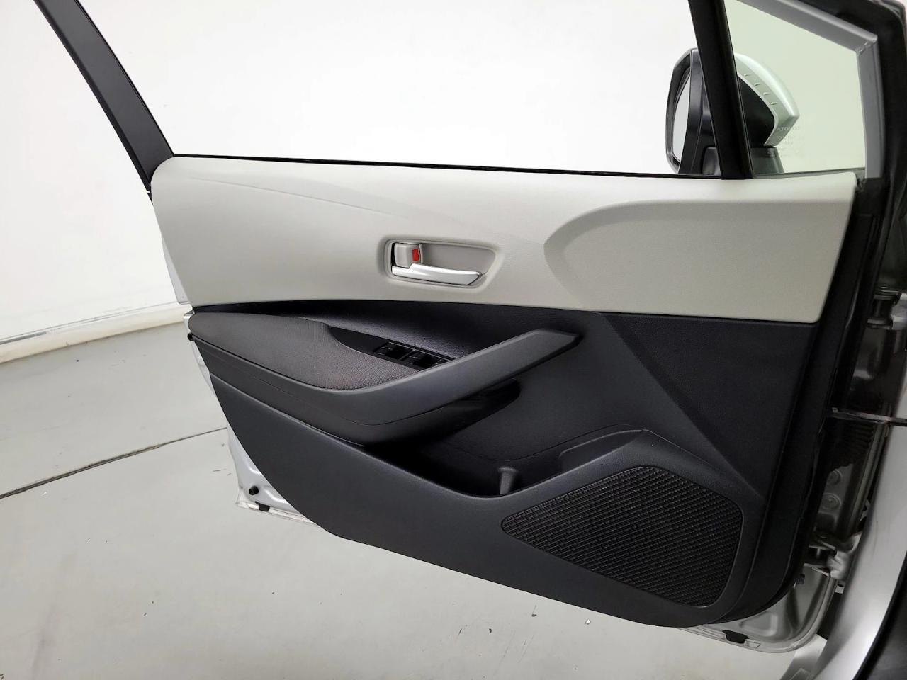 Toyota Corolla LE CVT (Natl) 2020