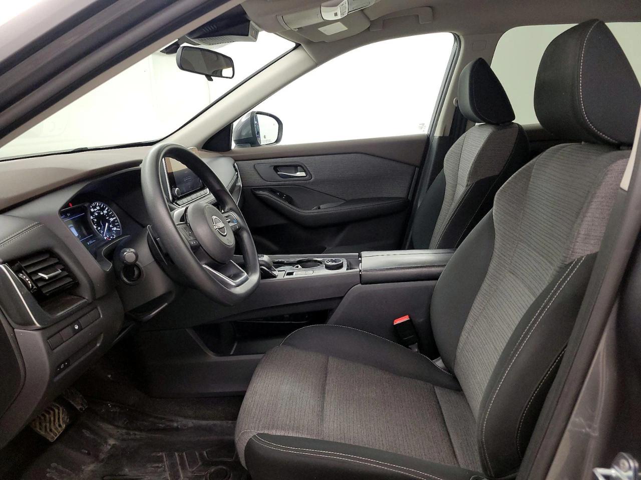 Nissan Rogue FWD SV 2025