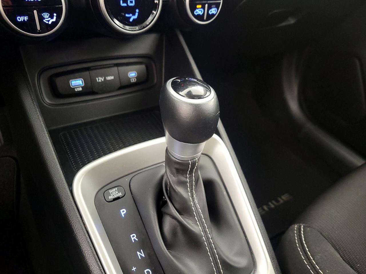 Hyundai Venue SEL IVT 2025