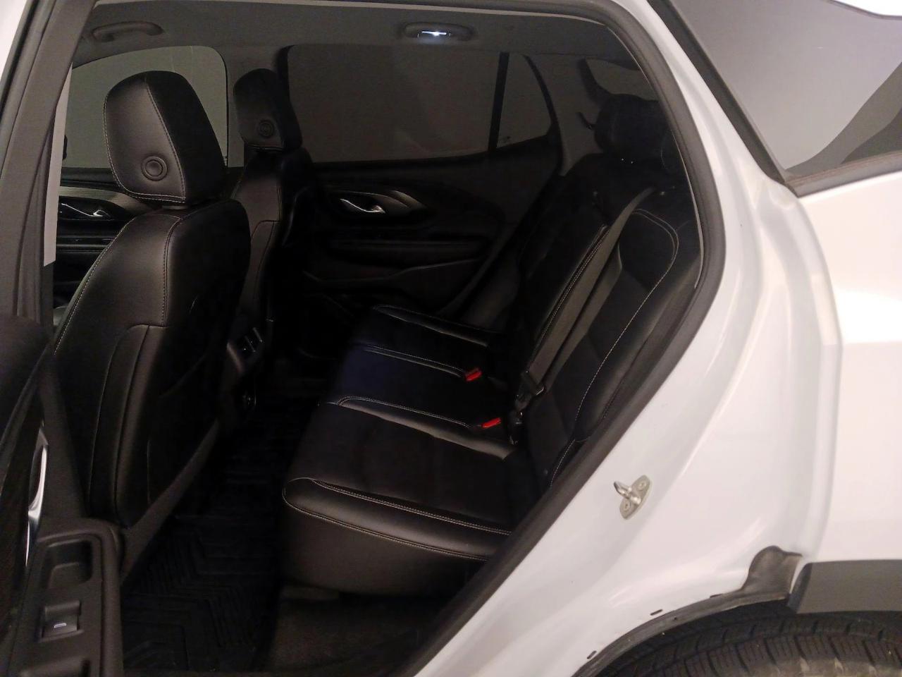 GMC Terrain FWD 4dr SLT 2023