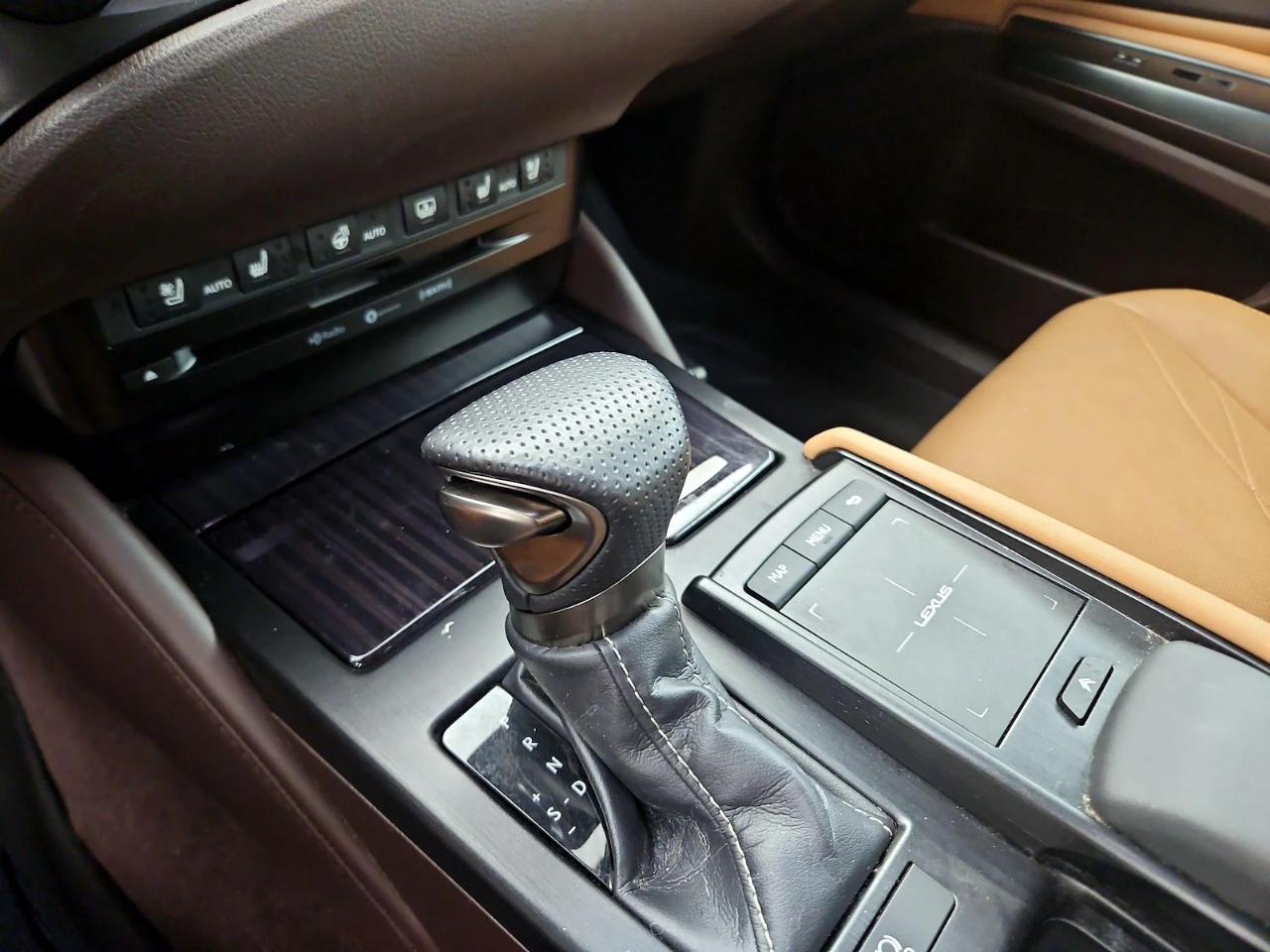 Lexus ES ES 350 FWD 2019