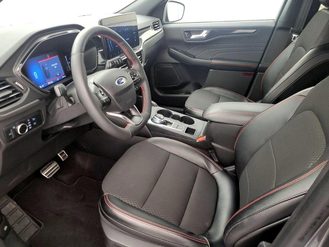 2023 Ford Escape ST-Line - Photo 14