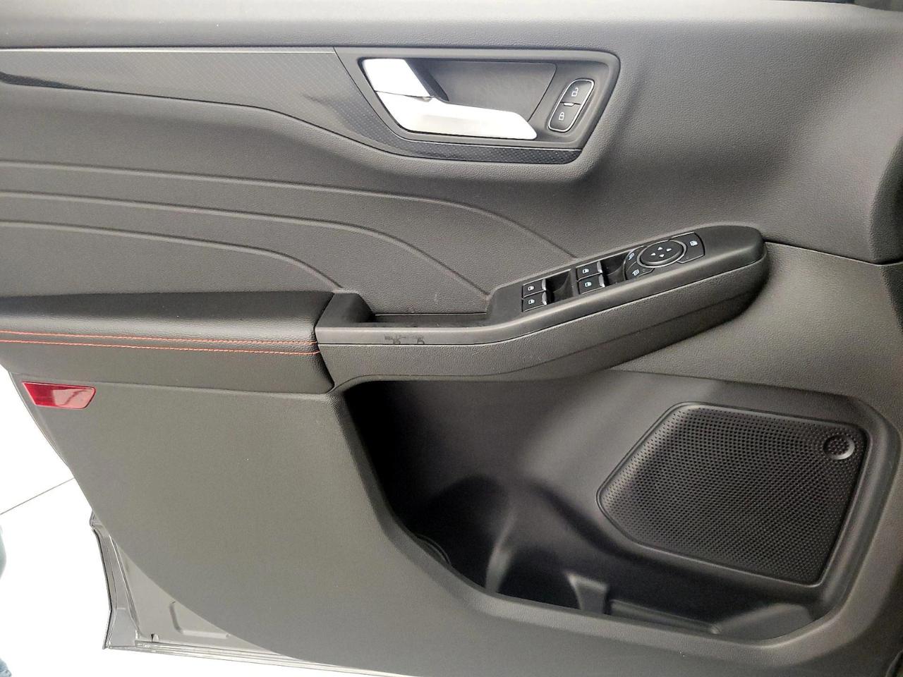 2023 Ford Escape ST-Line - Photo 15