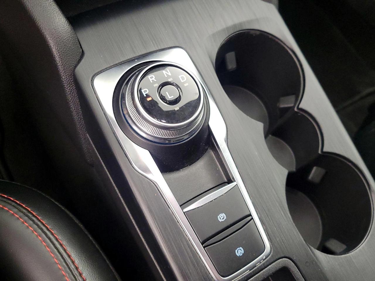2023 Ford Escape ST-Line - Photo 23