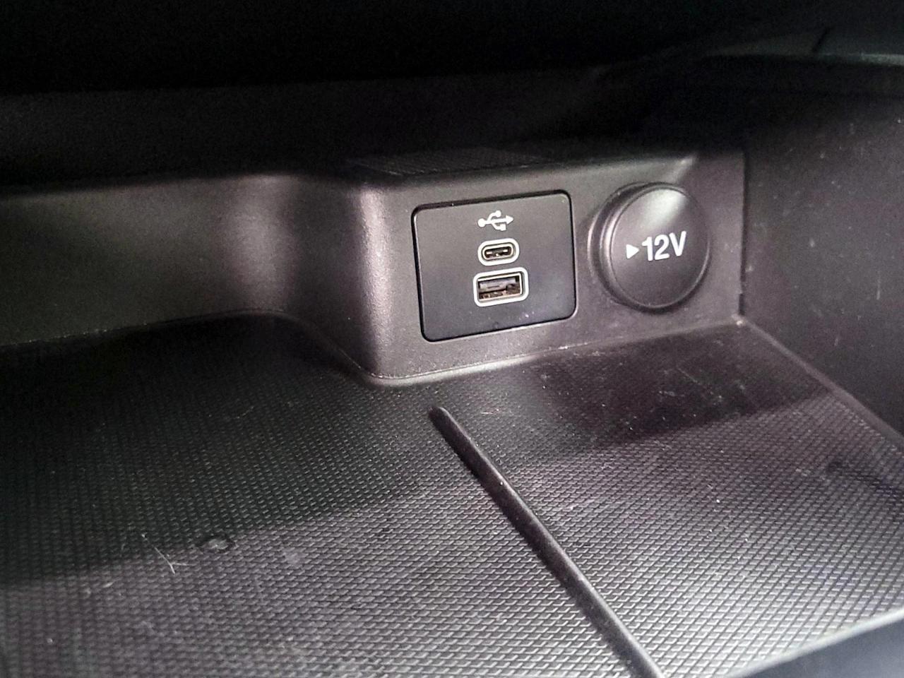 2023 Ford Escape ST-Line - Photo 24