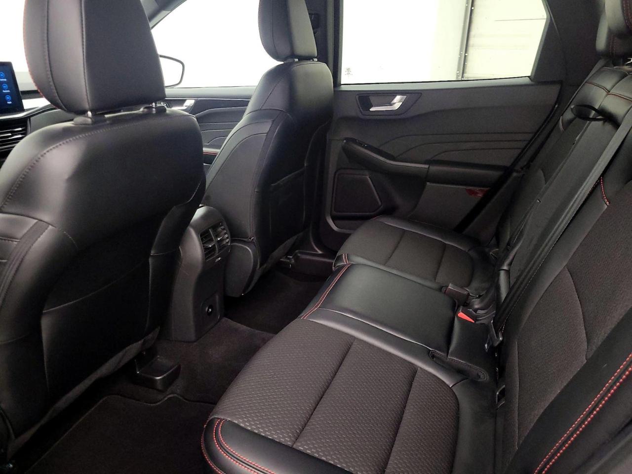 2023 Ford Escape ST-Line - Photo 25