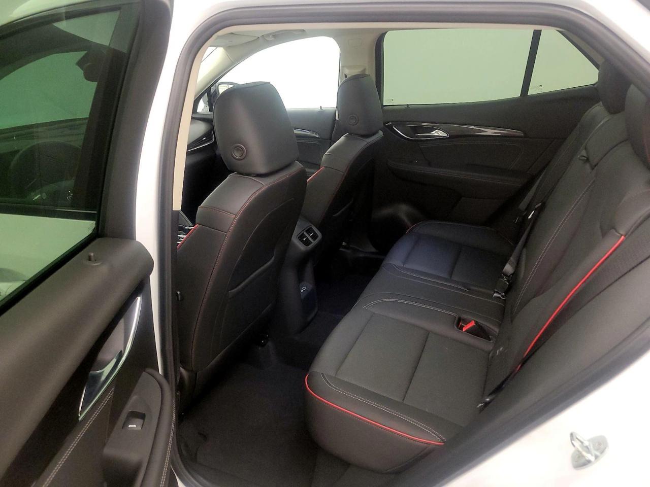 Buick Envision FWD 4dr Essence 2023