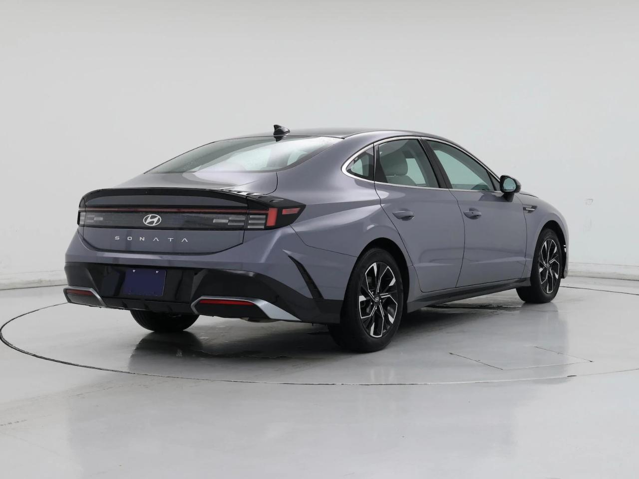Hyundai Sonata SEL FWD 2025