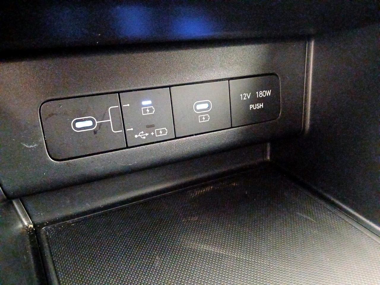 Hyundai Sonata SEL FWD 2025