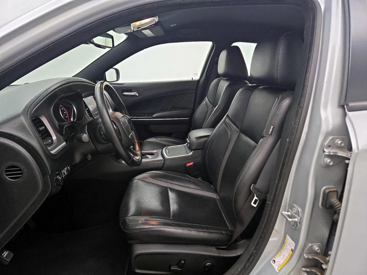 Dodge Charger SXT RWD 2022