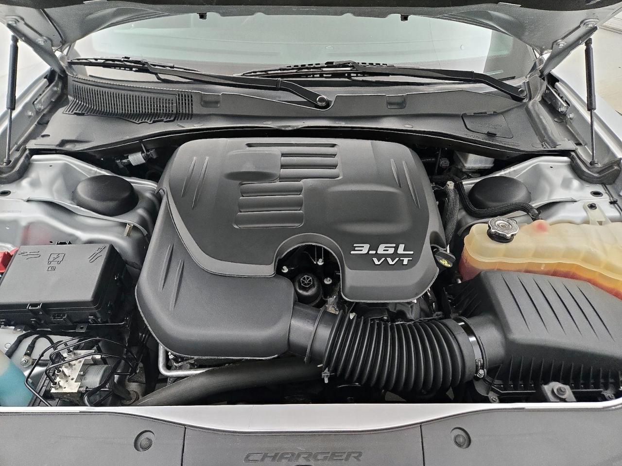 Dodge Charger SXT RWD 2022