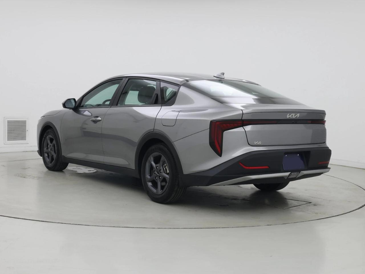 Kia K4 LXS FWD 2025