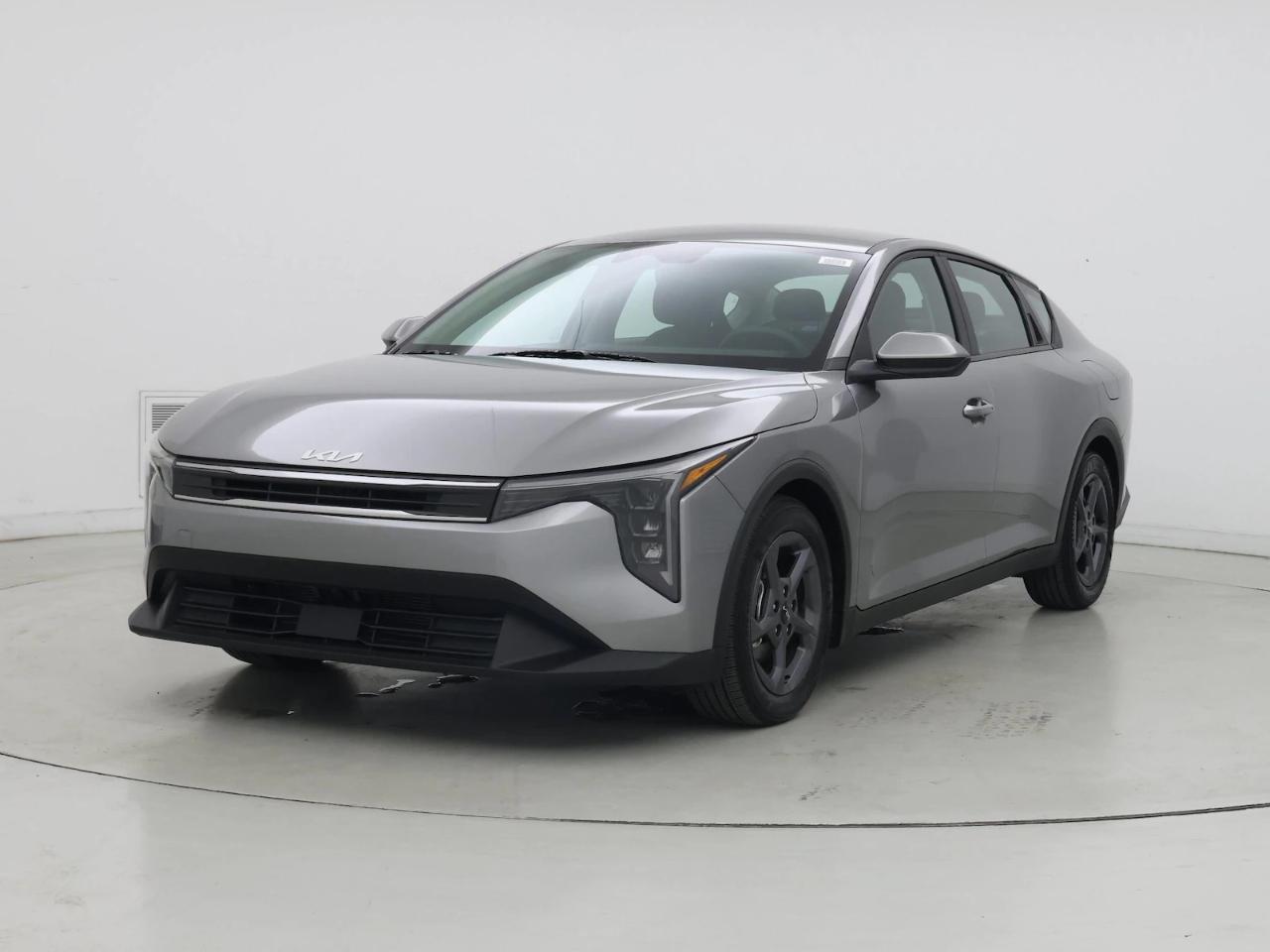 Kia K4 LXS FWD 2025