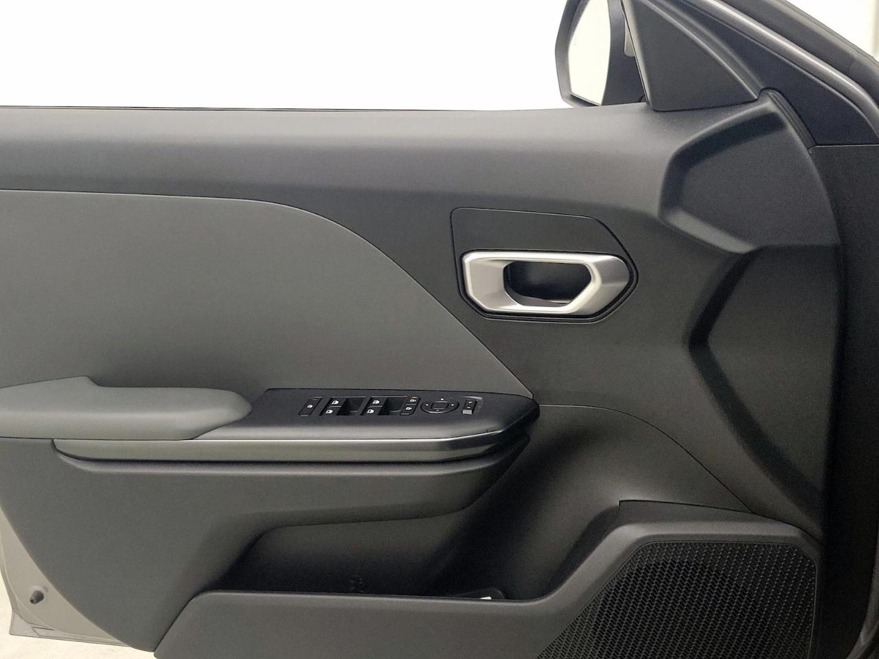 Kia K4 LXS FWD 2025