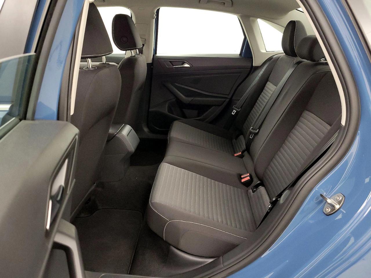 Volkswagen Jetta Sport Auto 2025