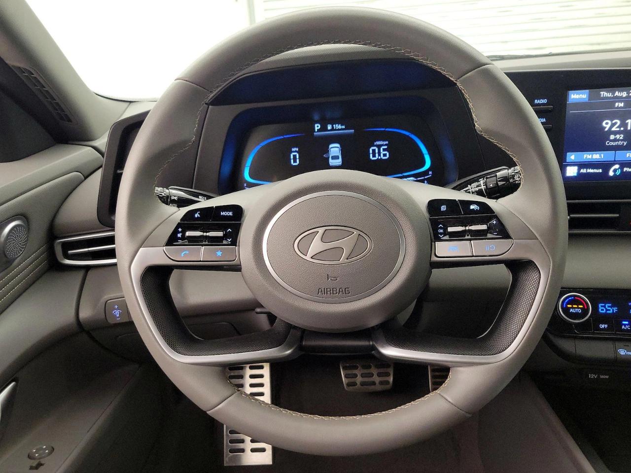 Hyundai Elantra SEL Convenience IVT 2025