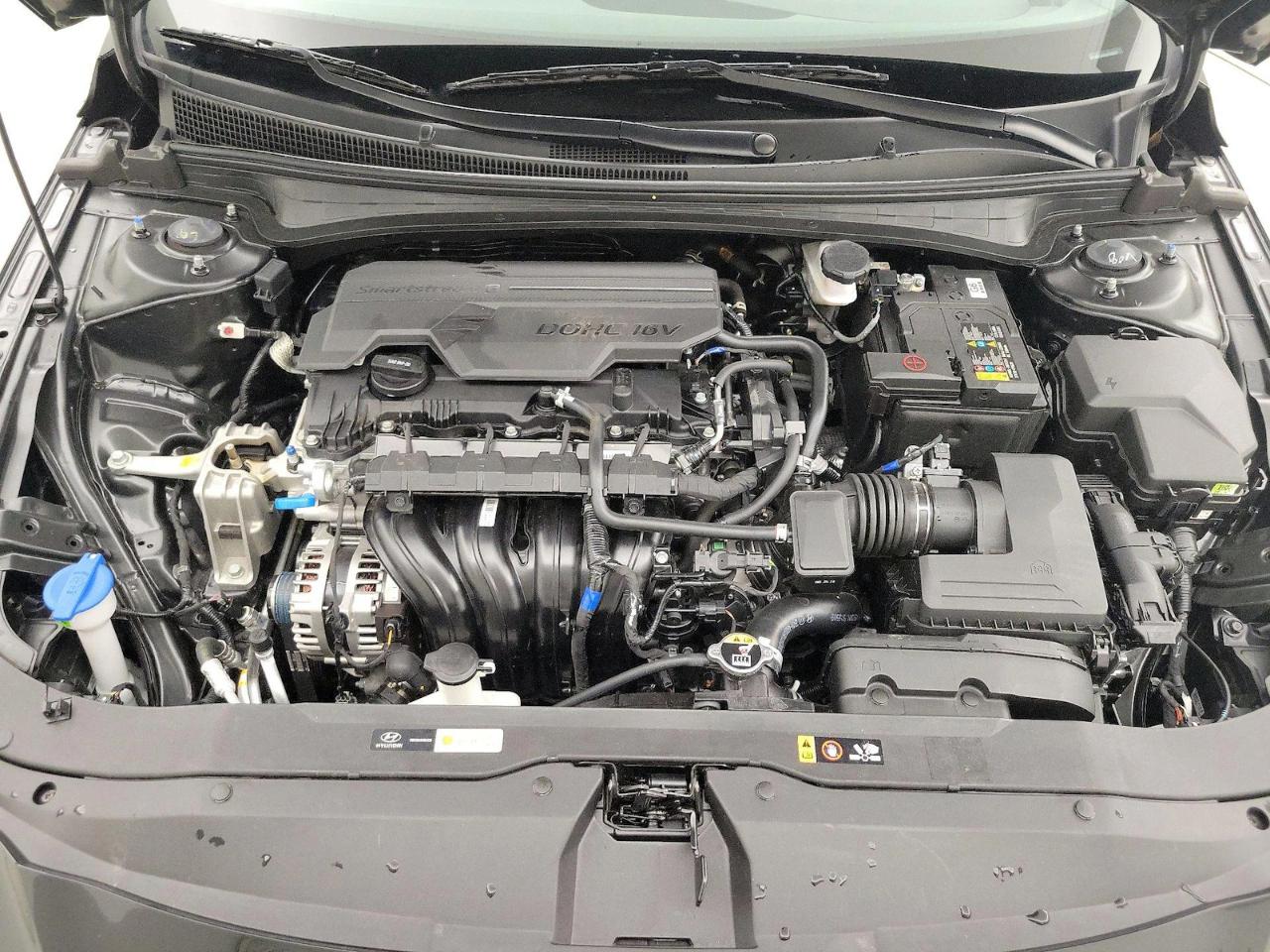 Hyundai Elantra SEL Convenience IVT 2025