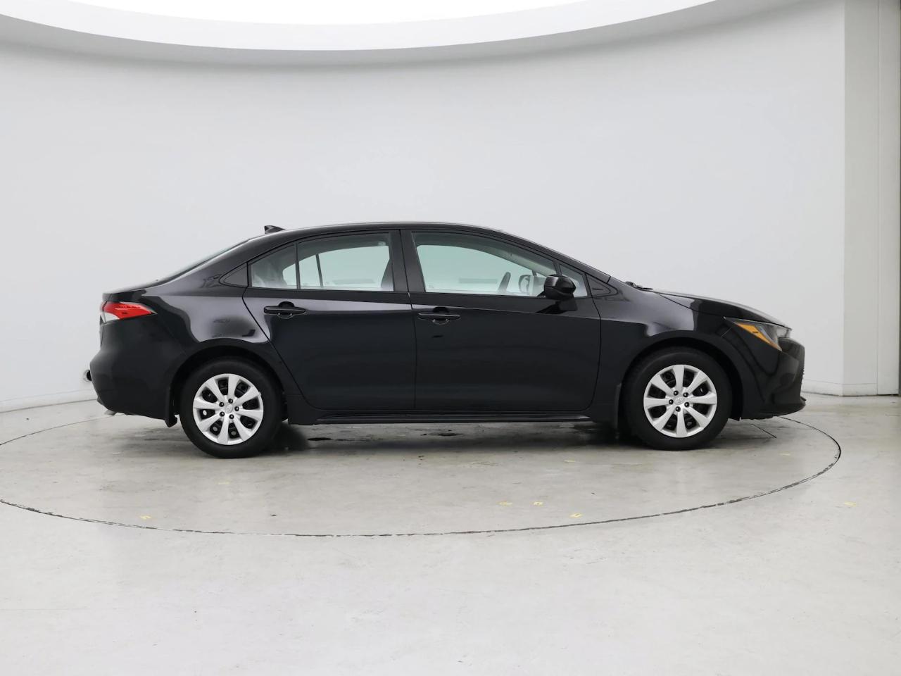 Toyota Corolla LE CVT (Natl) 2025