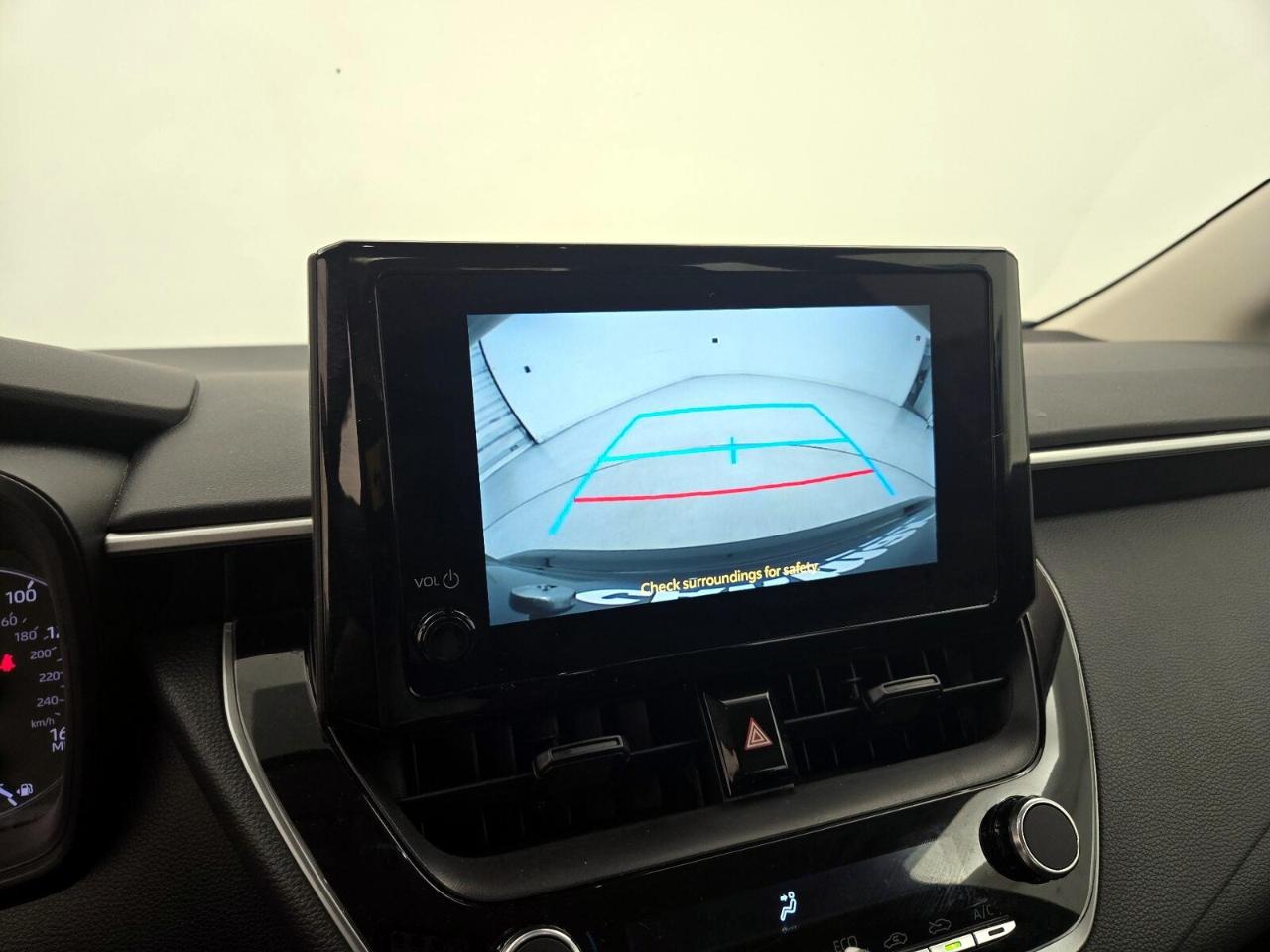 Toyota Corolla LE CVT (Natl) 2025