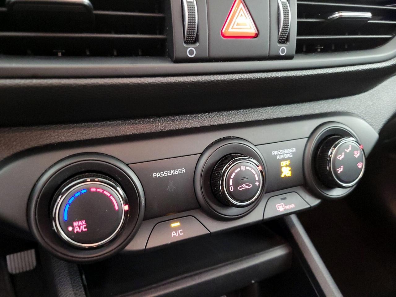 Kia Forte LXS IVT 2024