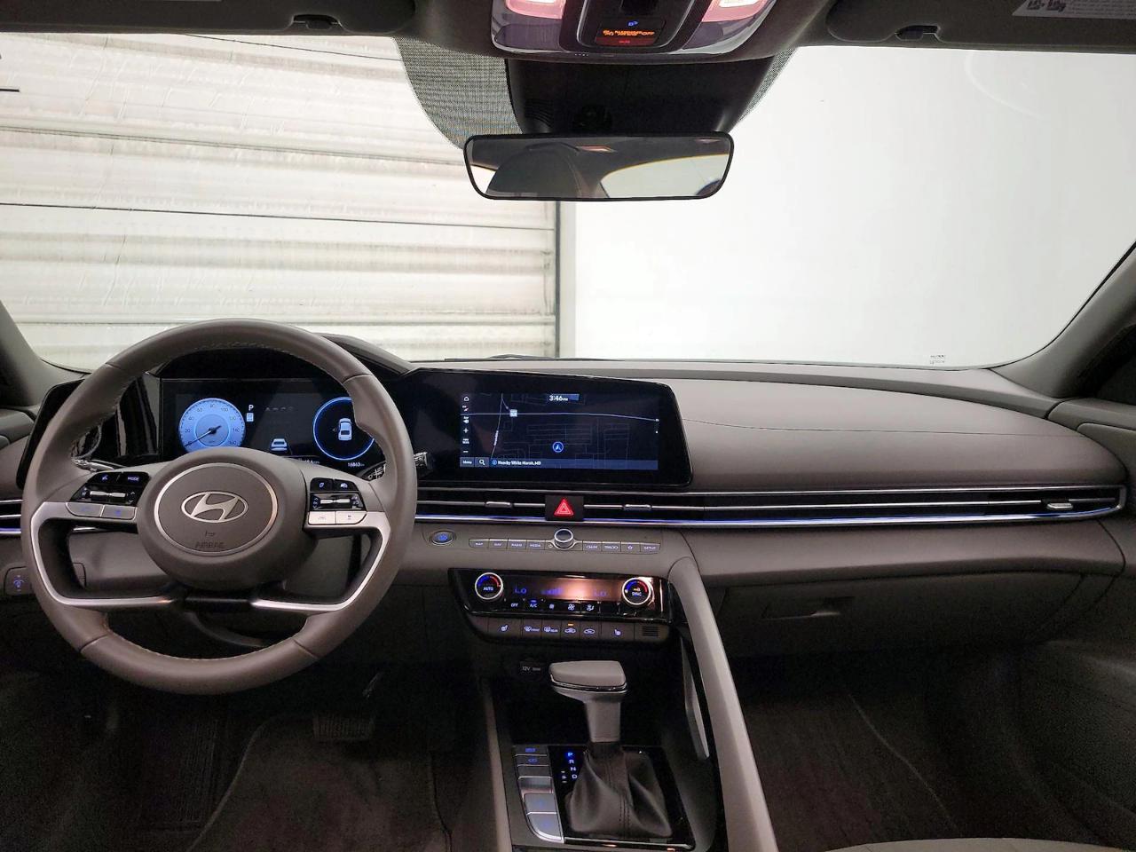 Hyundai Elantra SEL Convenience IVT 2025