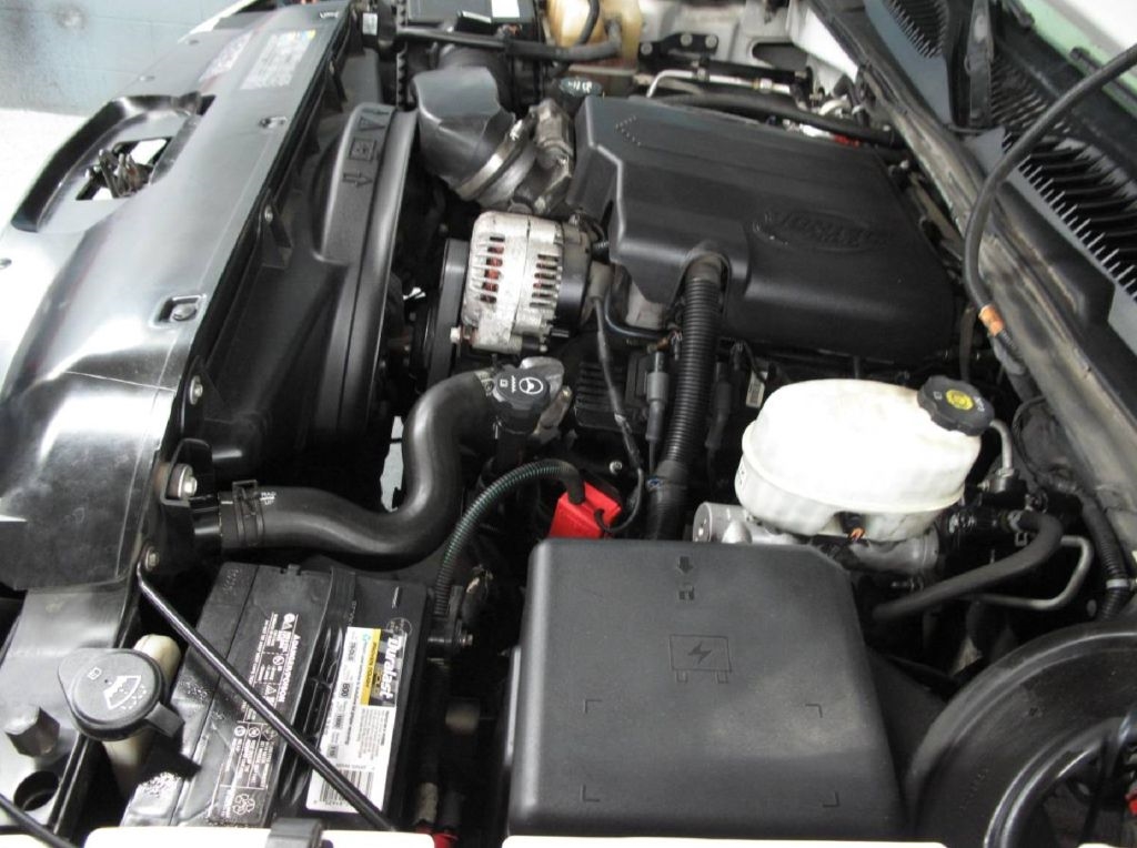 Chevrolet Avalanche 2500 4WD 2004