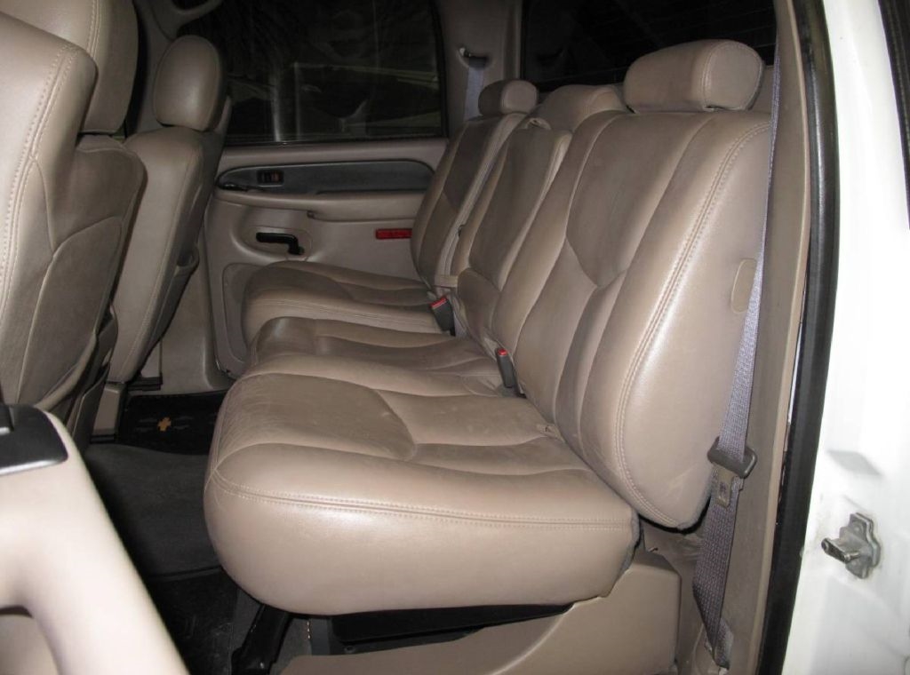 Chevrolet Avalanche 2500 4WD 2004