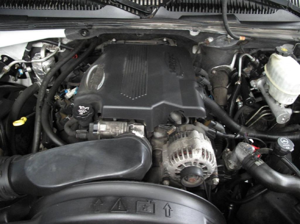 Chevrolet Avalanche 2500 4WD 2004