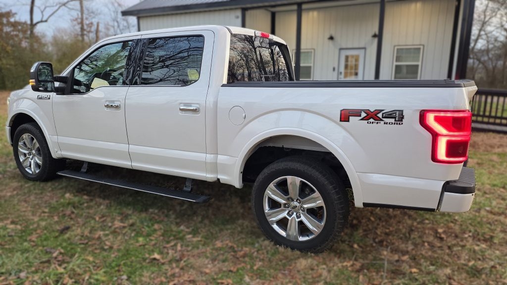 Ford F-150 XL SuperCrew 5.5-ft. Bed 4WD 2019