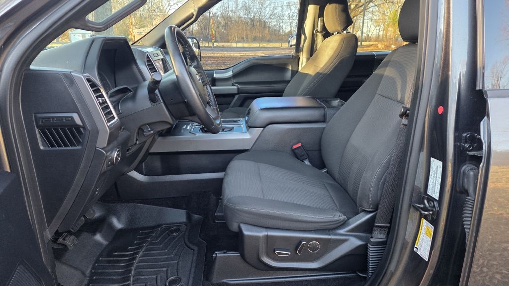 Ford F-150 XL SuperCrew 6.5-ft. Bed 4WD 2017