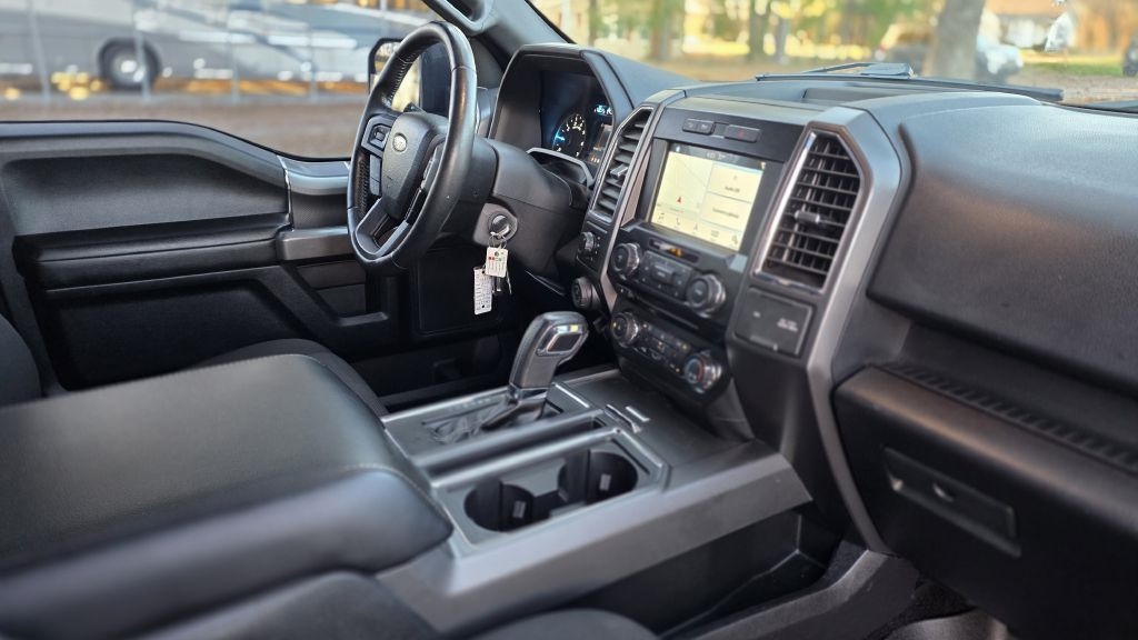 Ford F-150 XL SuperCrew 6.5-ft. Bed 4WD 2017