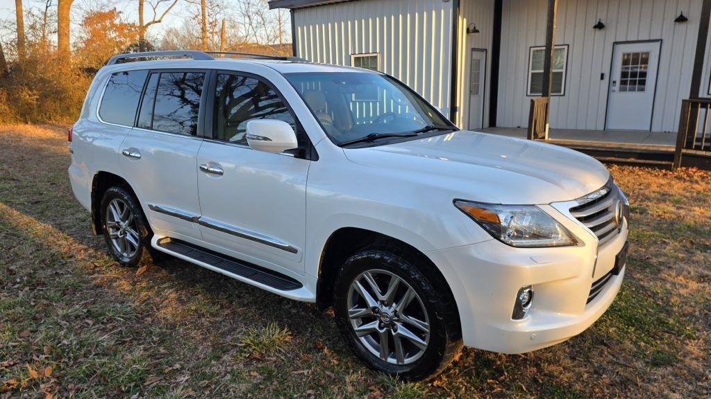 Lexus LX 570 Sport Utility 2014
