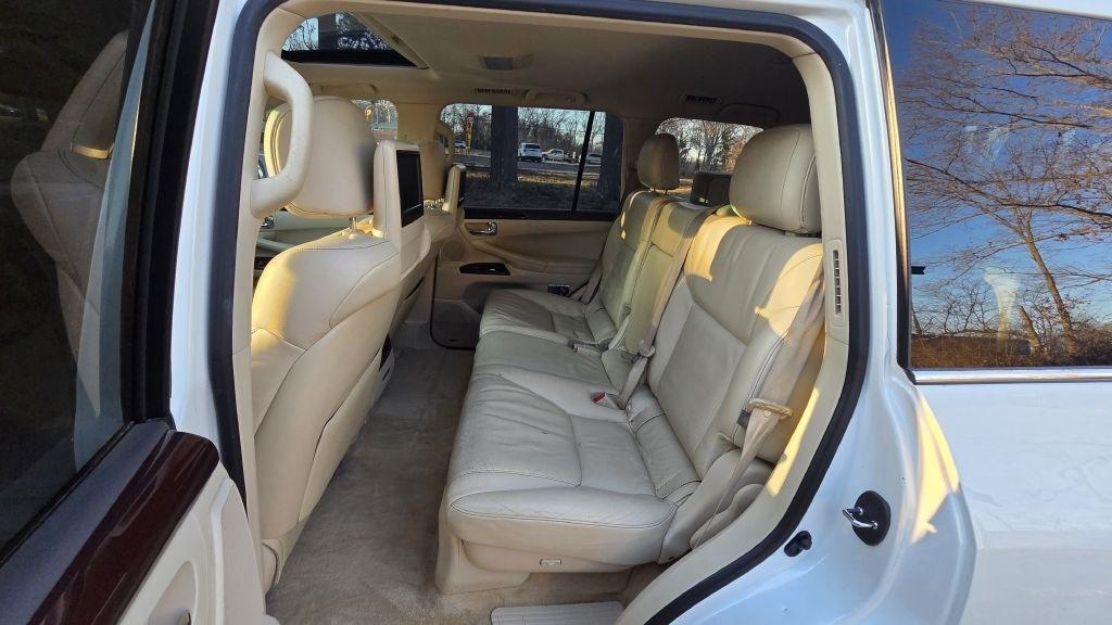 Lexus LX 570 Sport Utility 2014