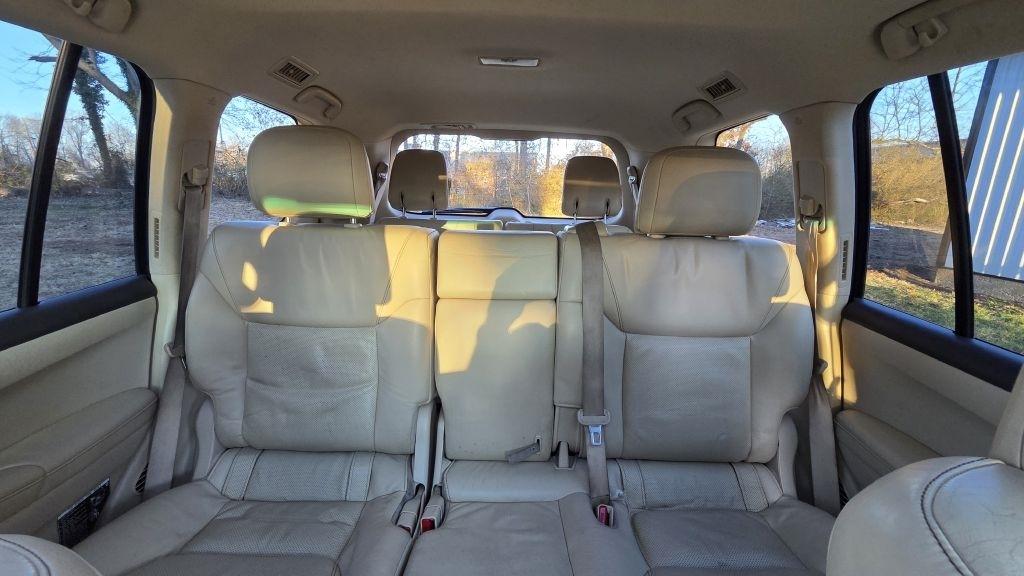 Lexus LX 570 Sport Utility 2014