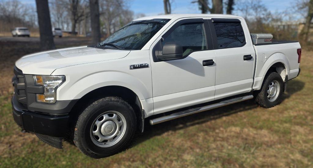 Ford F-150 XL SuperCrew 5.5-ft. Bed 4WD 2017