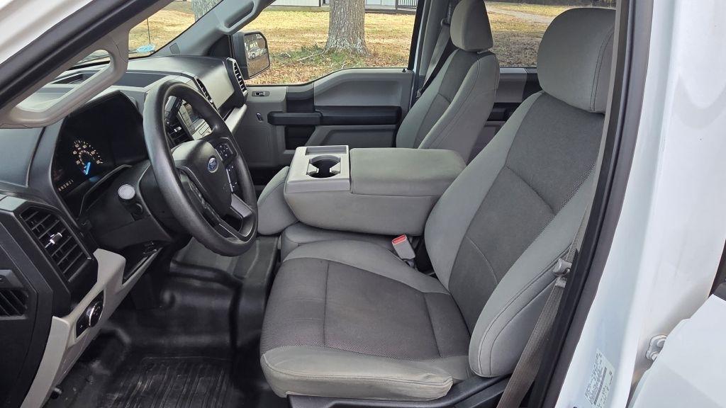 Ford F-150 XL SuperCrew 5.5-ft. Bed 4WD 2017