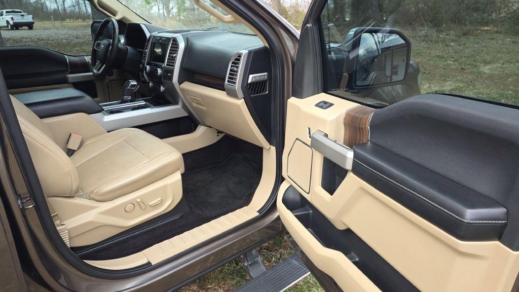 Ford F-150 XL SuperCrew 5.5-ft. Bed 4WD 2016