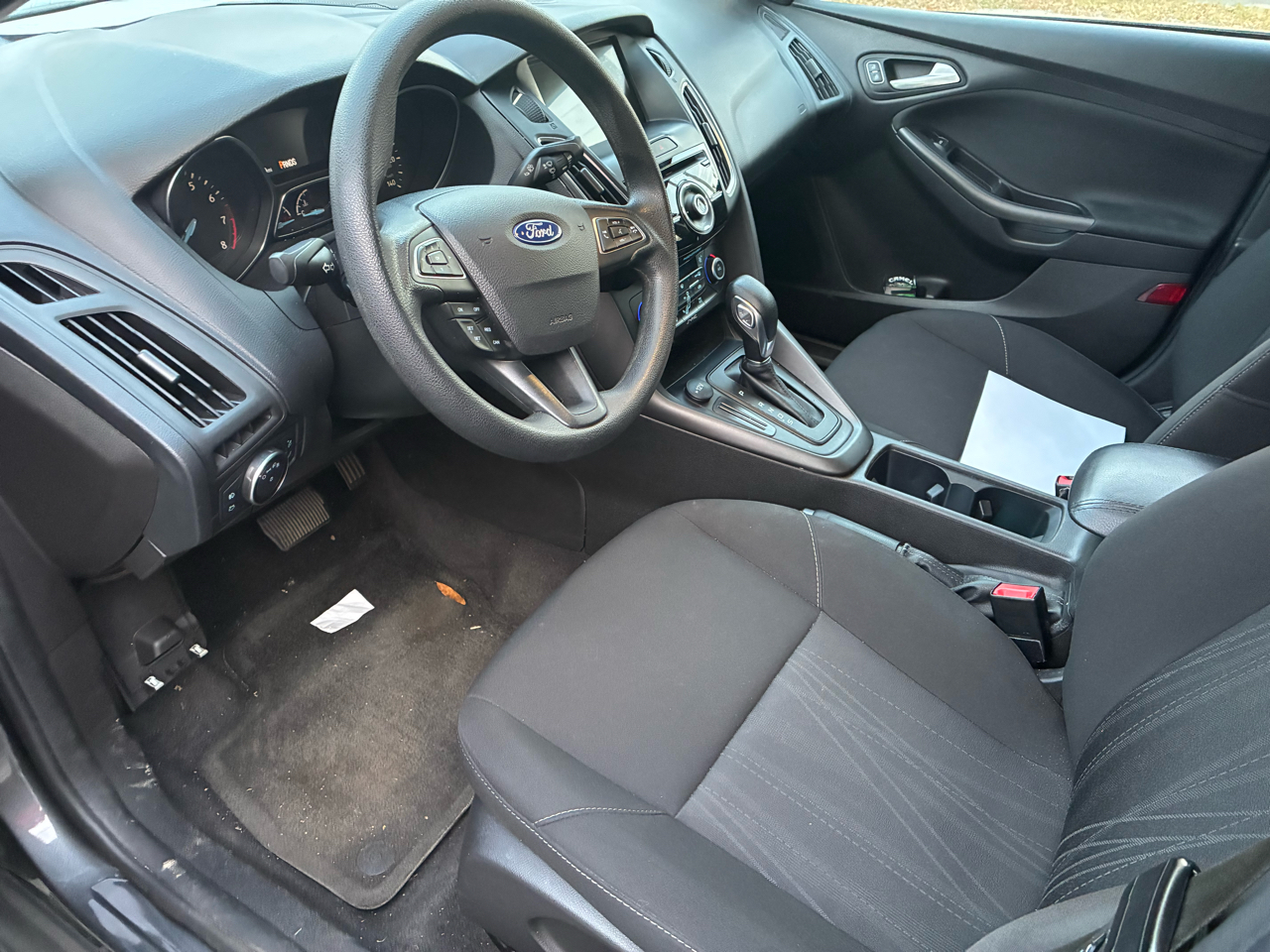 Ford Focus 4dr Sdn SEL 2018