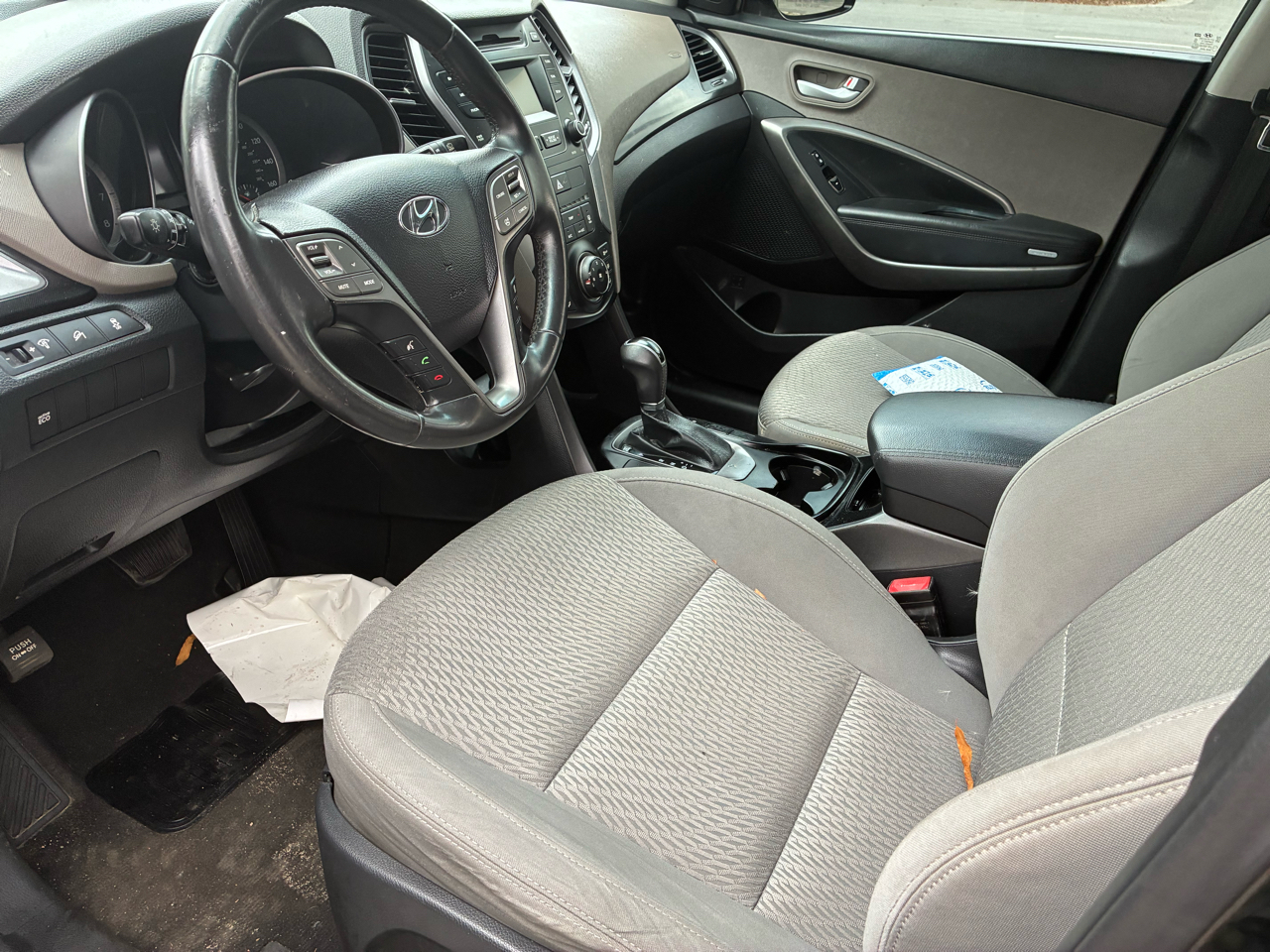 Hyundai Santa Fe GLS FWD 2014