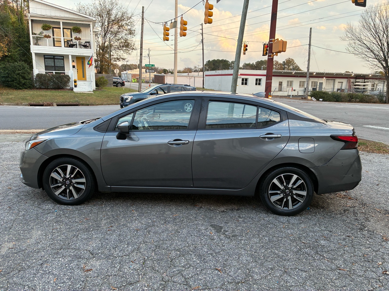 2020 Nissan Versa SV