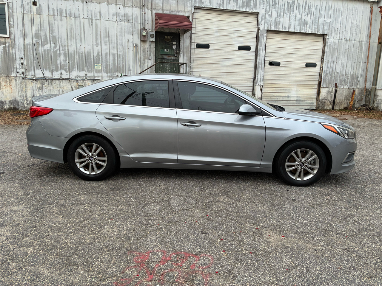 Hyundai Sonata SE 2016