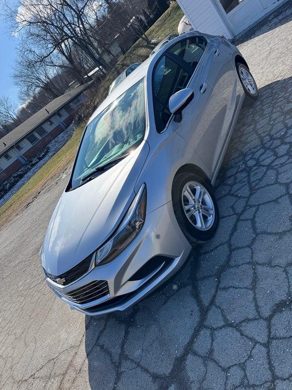 2018 Chevrolet Cruze LT Auto Hatchback