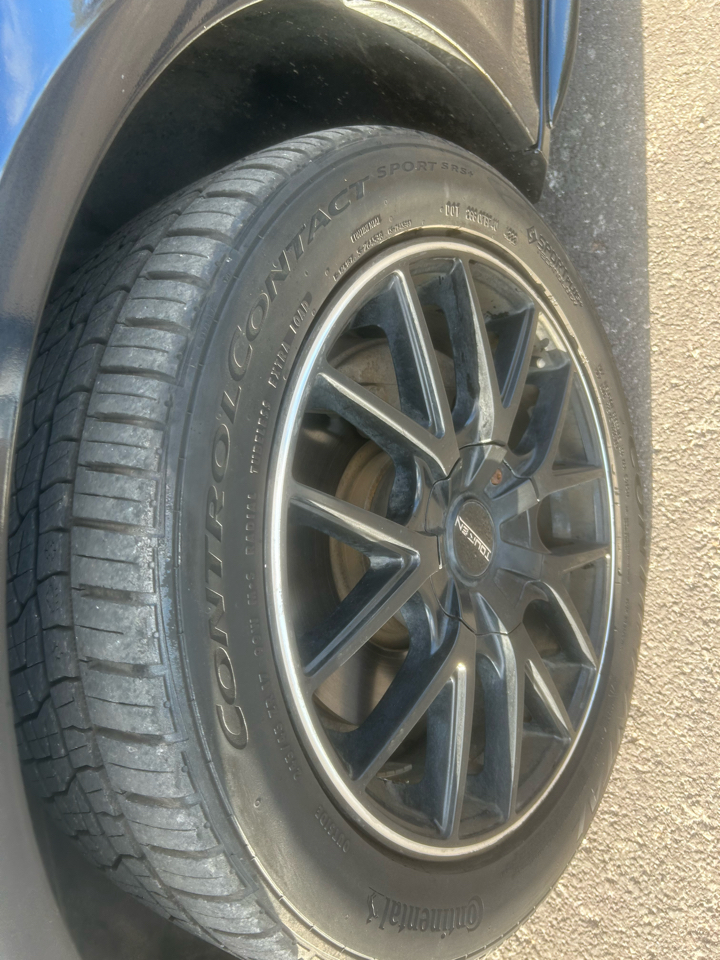 Audi A4 2.0T Sedan quattro Tiptronic 2015