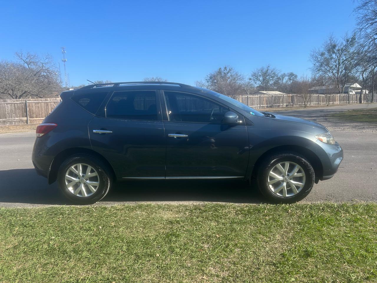 Nissan Murano S 2014