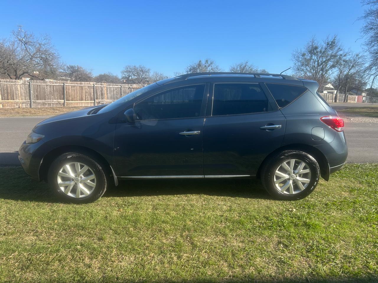 Nissan Murano S 2014