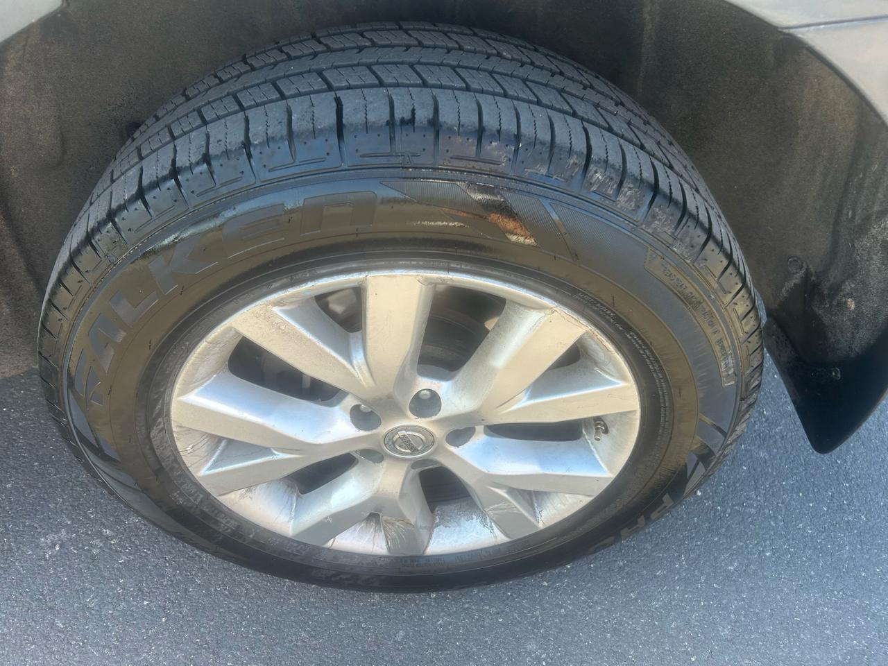 Nissan Murano S 2014